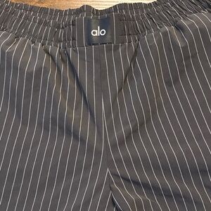 Alo Black Pinstripe wide leg pants 4 way stretch